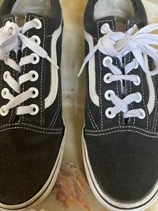 Black Vans