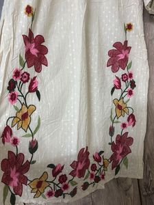 Floral Embroidered Kurta set