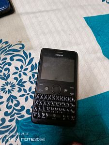 Nokia Asha 210