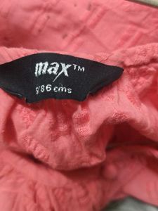 Peach Eyelet Top Size (S)