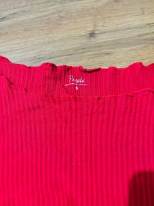 Red Top Can Be Used As Half shoulders