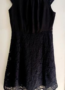 Dress By Dorothy Perkins