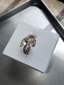 Sparkling Fashion Ring