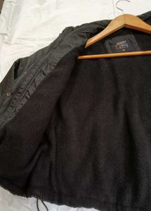 Stylish Black Padded puffer Jacket