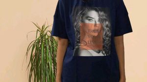 Mode Rapido - Brand new Tshirt - With Tag