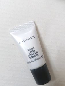 🤯Price Dropped 🎊Mac Strobe Cream