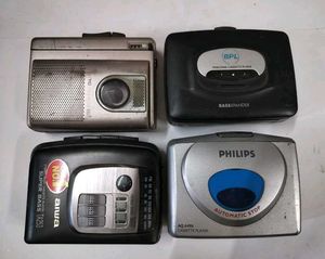 Vintage Cassette Players 4 pcs lot