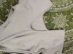 H&amp;M Ribbed Long Sleeve bodysuit