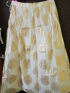 Gorgeous ✨Golden And beige Ethnic Skirt✨
