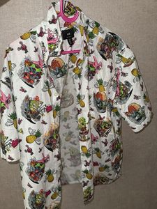 H&M RELAXED FIT SpongeBob Shirt