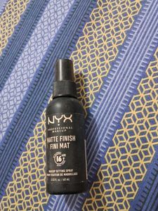 Nyx Professional Makeup Setting Spray