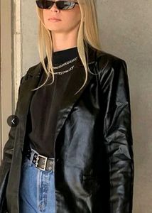 URBANIC Vintage Black Leather Blazer🧥