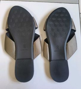 Zudio - Women Cross Strap Flats 😍