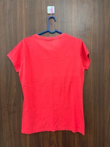 Red Chicago Graphic Tee + a basic te