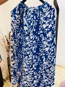 XL Long Blue Floral skirt