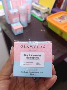 GLAMVEDA SKINCARE PRODUCTS FOR GLASS SKIN