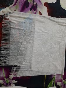 Beautiful white dupatta/stole