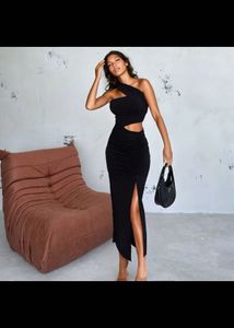 Black One-Shoulder Ruched Slit Dress