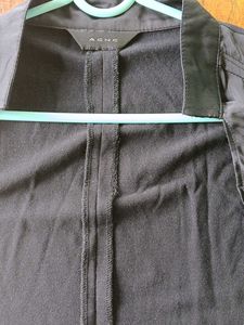 Frail Buttonless Sleeveless Top