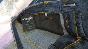Men&#39;s jeans