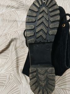 A Black Valvet Boots Wore Only Once