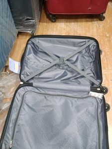 Brand New Kamiliant American Tourister Trolley 55c