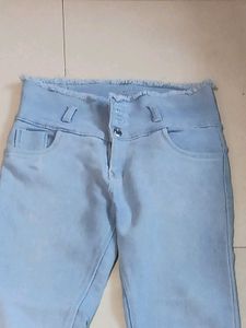 High Waisted Jeans