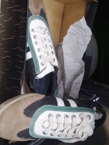 Sports Shoes