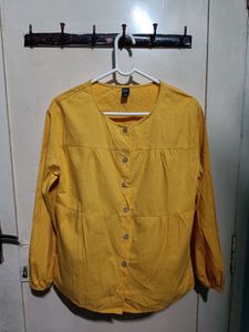 EMERY ROSE Bright Yellow Button-Down Blouse