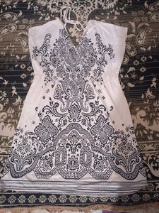 (PRICE DROP!!)White Black Pattern Mini Dress