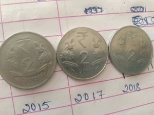 2 Rupees Coins - Collectibles