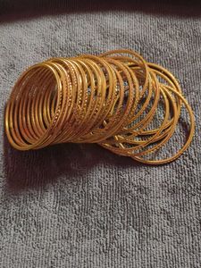 Gold Metal Bangle Set