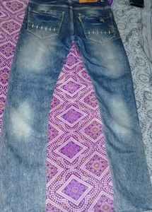 DENIM JEANS