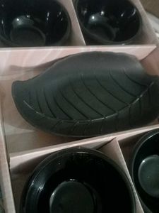 Beautiful Lavish Black Bowl Set