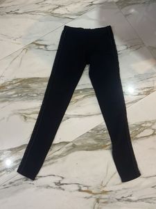 Black Leggings ( With Lace Work On Both Sides)