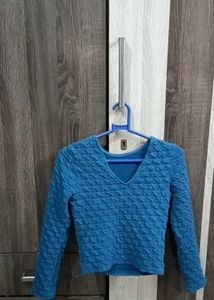 Textured Blue Long Sleeve Crop Top