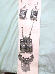 Silver Jewellery Set Beautiful And Fashionable