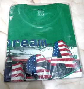Green &#34;Dream USA&#34; Graphic T-Shirt