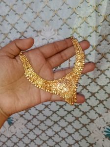 Elegant Beaded Necklace &amp; Gold Plated Chain