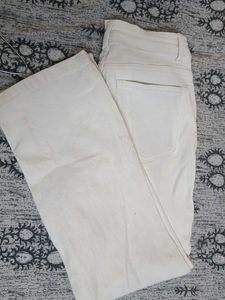 Urbanic Cream Denim Jeans - Size M