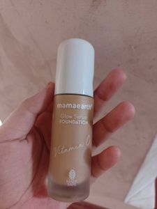 Mamaearth Glow Serum Foundation