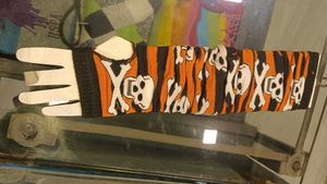 Arm Warmer Orange And Black
