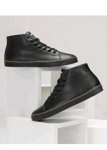 Black Leather Boots