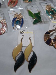 Earrings Collection