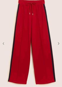 M&amp;S Loose - Fit Highrise Pleated Trousers