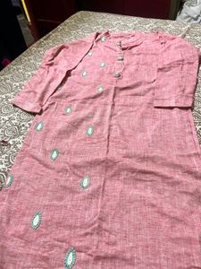 Elegant Pink Embroidered Kurta