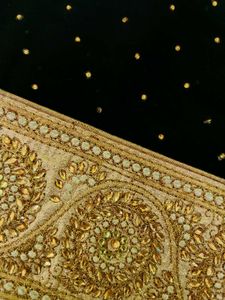 🖤✨Black Saree With Golden Border✨🖤