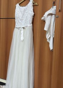 Elegant White Floral Party Dress light alternation