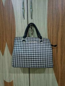Michael Kors Houndstooth Handbag