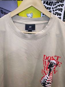 H&amp;M Unisex Backprinted Oversize Tee 👀❤️‍🔥😎